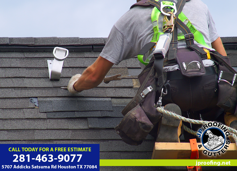 28 Houston Roof Installers